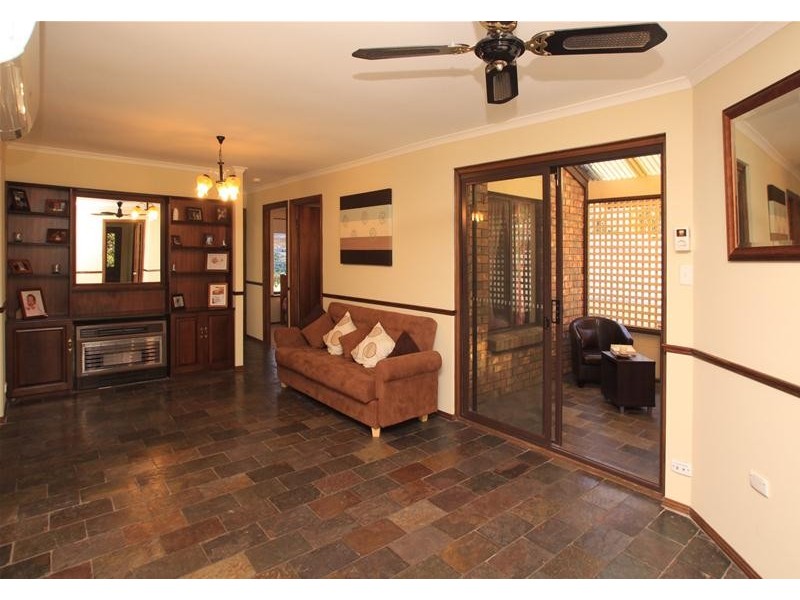 51 Alison Drive, Happy Valley SA 5159