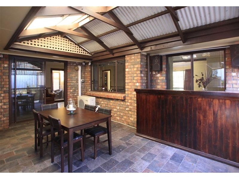 51 Alison Drive, Happy Valley SA 5159