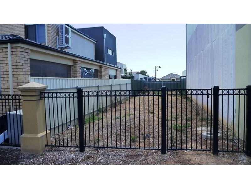 18 Hummock Lane, Mawson Lakes SA 5095