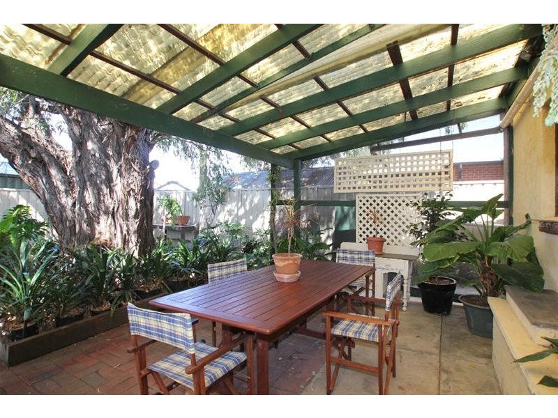 6 Chester Street, Glenelg South SA 5045