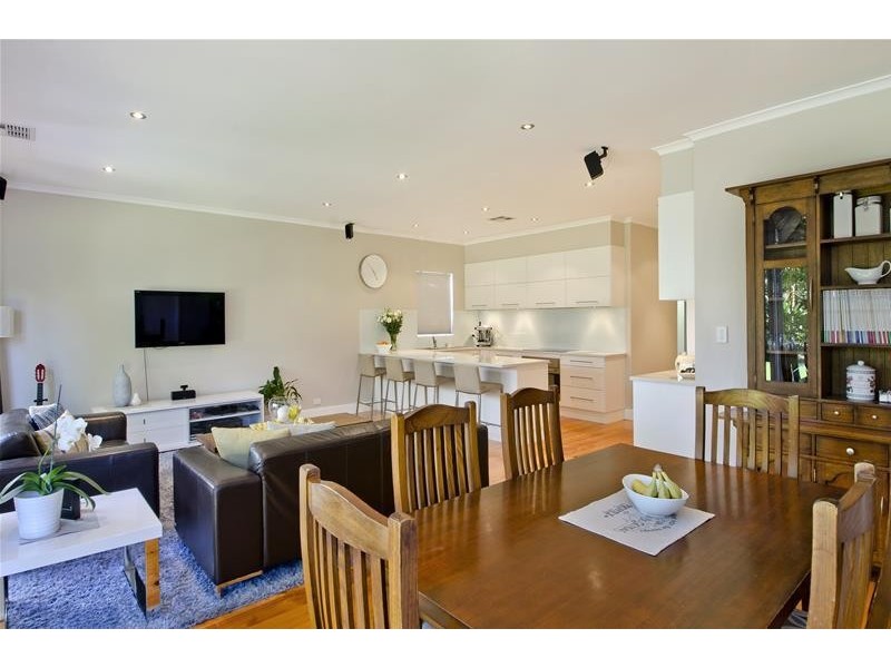 20 English Avenue, Clovelly Park SA 5042