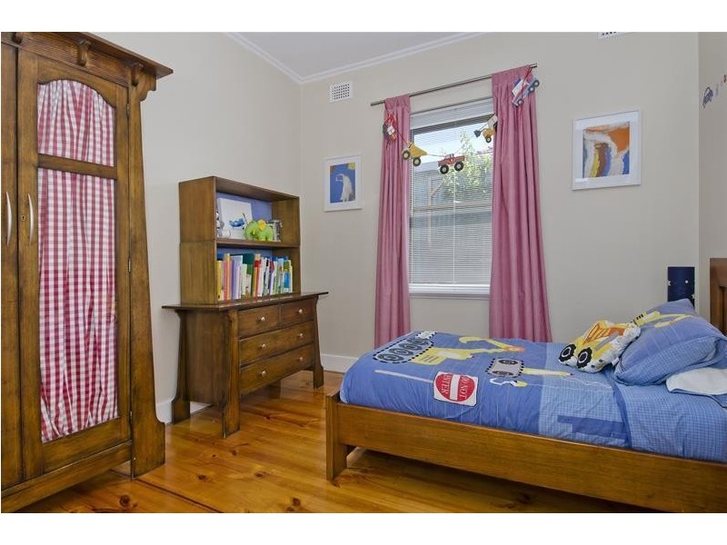 20 English Avenue, Clovelly Park SA 5042