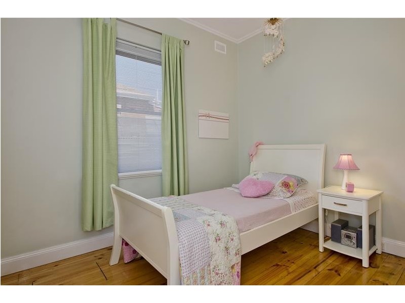 20 English Avenue, Clovelly Park SA 5042