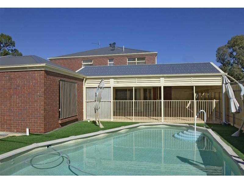 2 Byard Terrace, Mitchell Park SA 5043