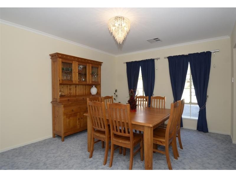 2 Byard Terrace, Mitchell Park SA 5043