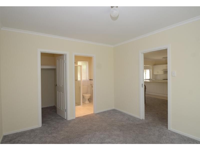 2 Byard Terrace, Mitchell Park SA 5043