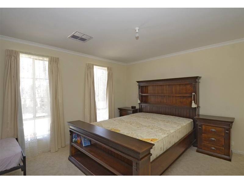 2 Byard Terrace, Mitchell Park SA 5043