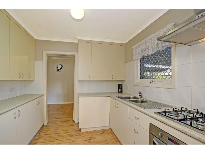 15 Anselm Street, Christie Downs SA 5164