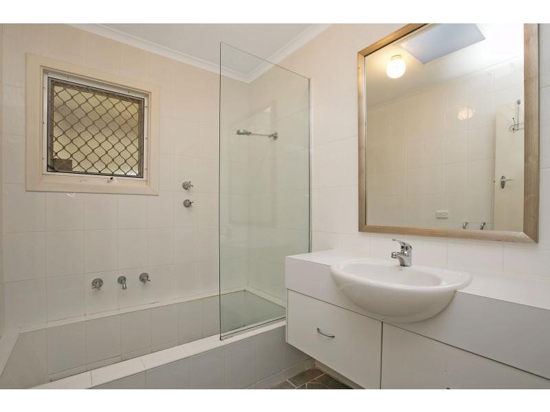 15 Anselm Street, Christie Downs SA 5164