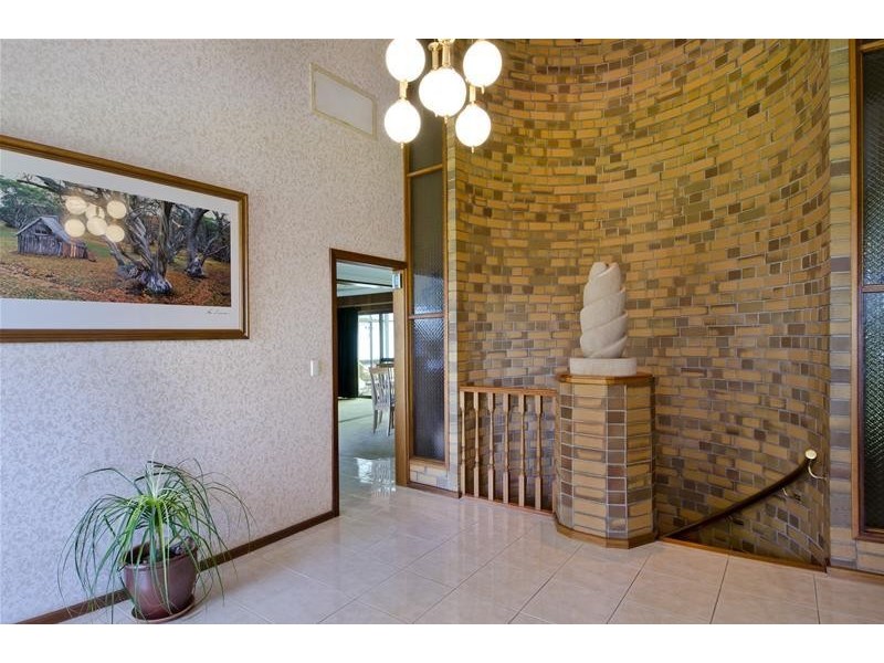 14 Thistleton Crescent, Pasadena SA 5042