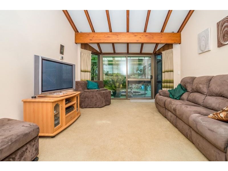 14 Thistleton Crescent, Pasadena SA 5042