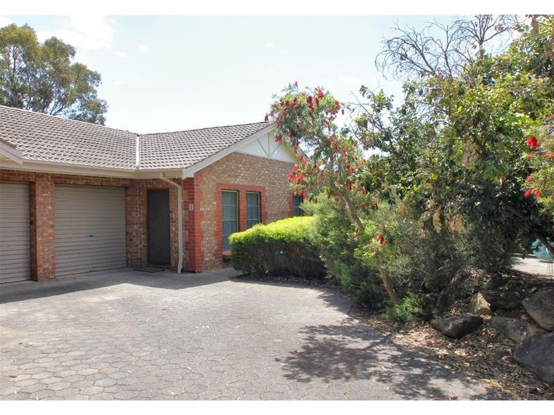 2/11 Thomas Drive, Happy Valley SA 5159