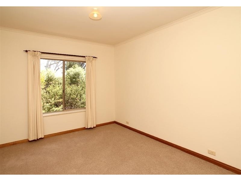 2/11 Thomas Drive, Happy Valley SA 5159