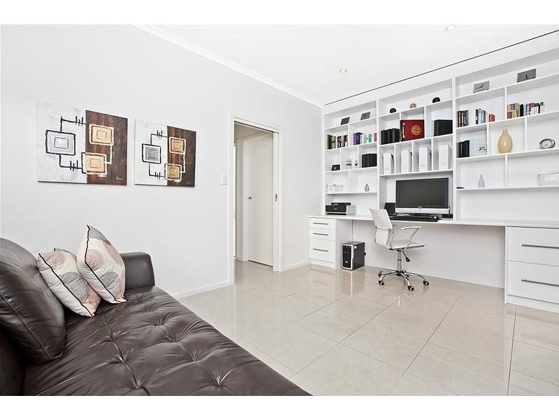 33A Illawarra Avenue, Hove SA 5048
