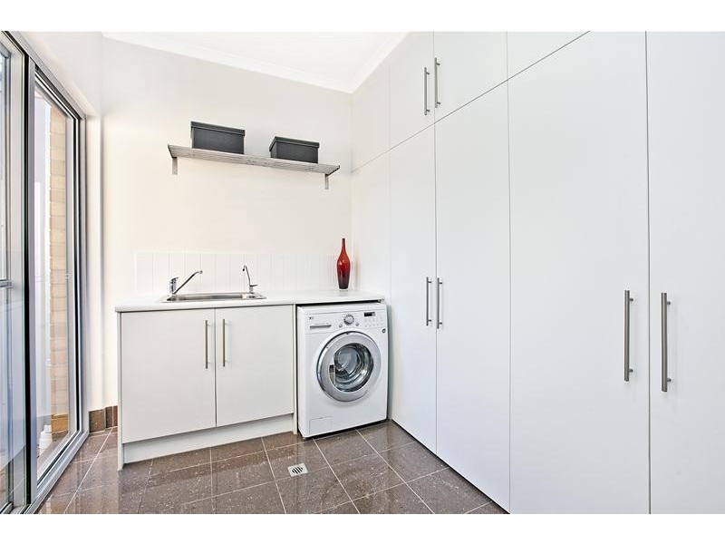 33A Illawarra Avenue, Hove SA 5048