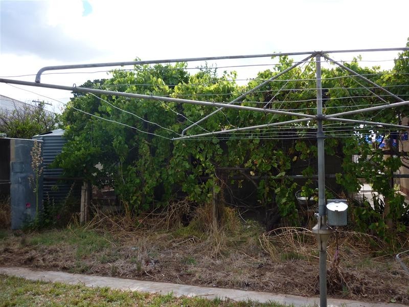 14 Tungara Avenue, Croydon Park SA 5008