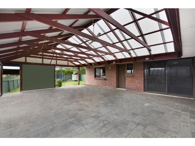 16 Rothschild Street, Woodcroft SA 5162