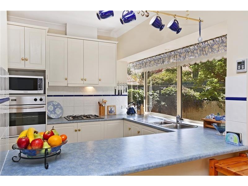 27 Marine Parade, Seacliff SA 5049