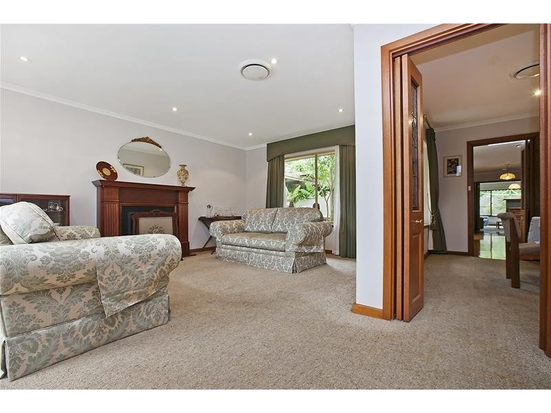 40 Calomba Crescent, Happy Valley SA 5159