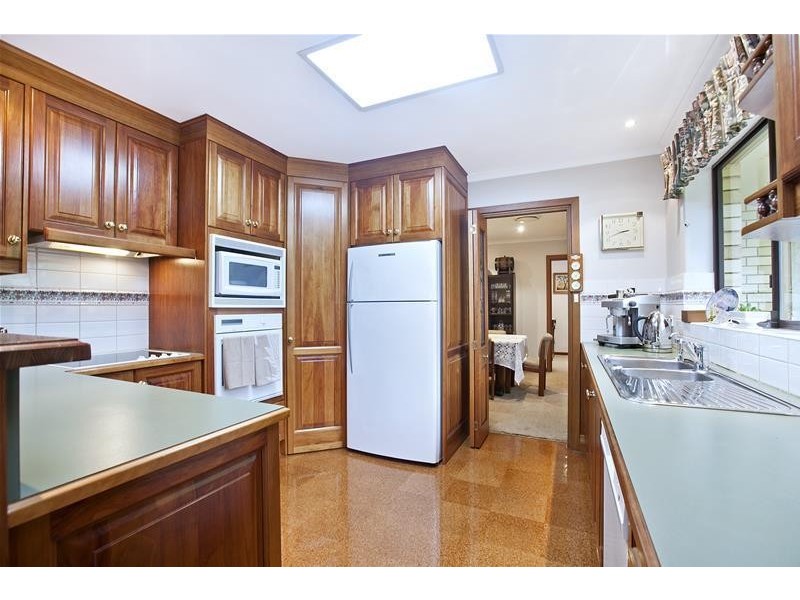 40 Calomba Crescent, Happy Valley SA 5159