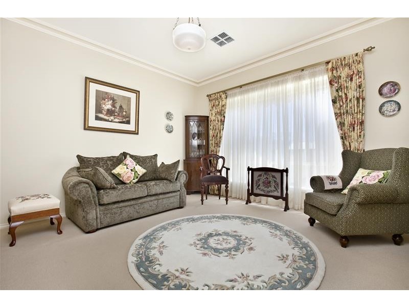 9B Renown Avenue, Seacliff Park SA 5049