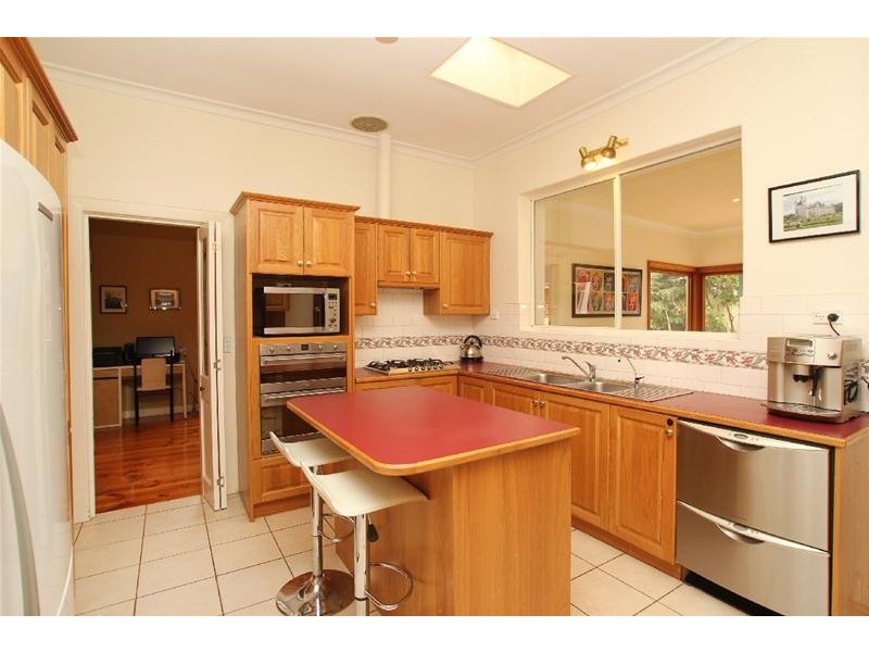 27 Waratah Street, Seacliff SA 5049