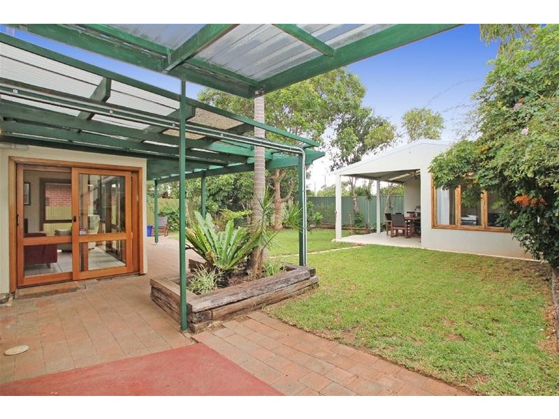 27 Waratah Street, Seacliff SA 5049