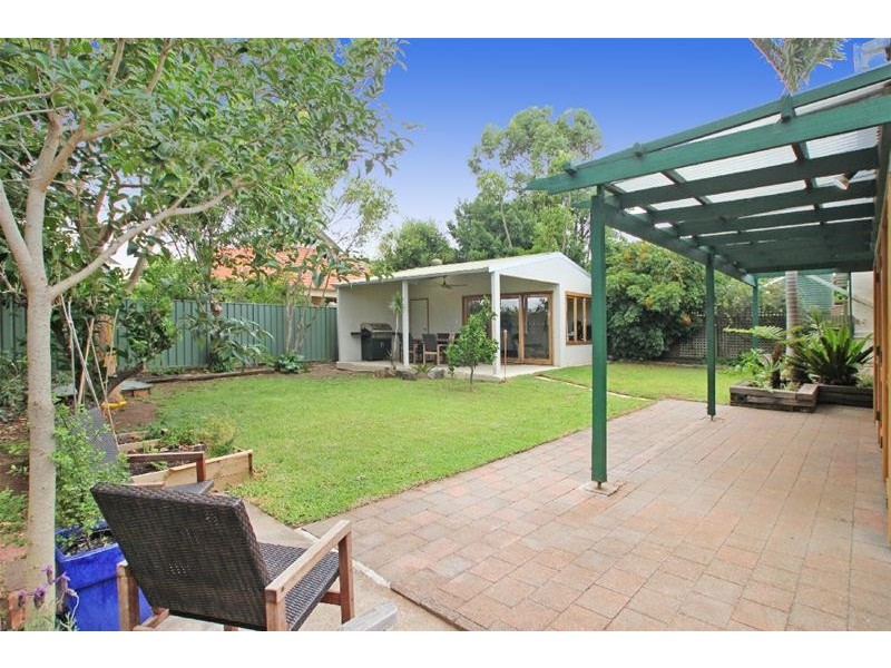 27 Waratah Street, Seacliff SA 5049