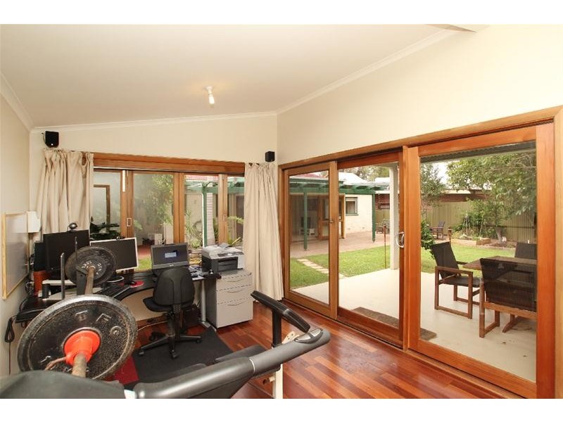 27 Waratah Street, Seacliff SA 5049