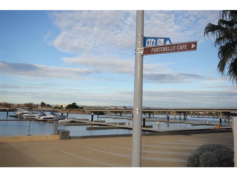 2A/9 Wirra Drive, New Port SA 5015