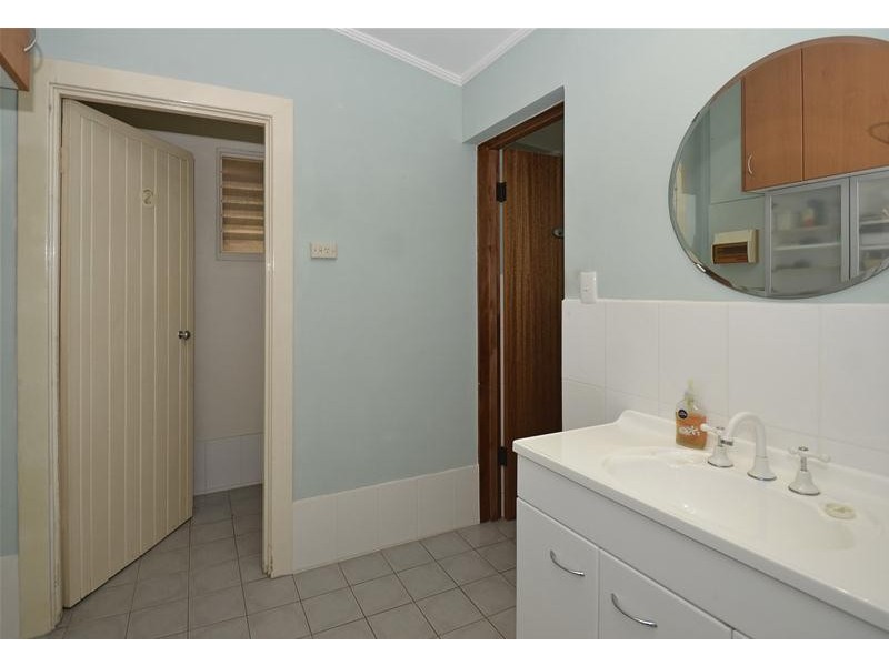 20 Weroona Avenue, Park Holme SA 5043