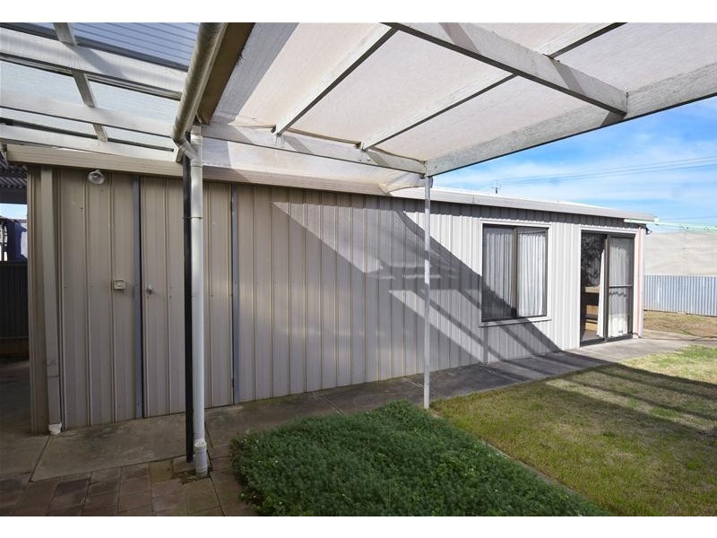 20 Weroona Avenue, Park Holme SA 5043