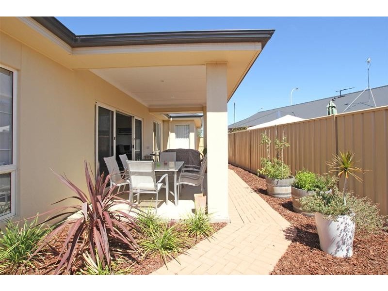 11 Atlantis Avenue, Seaford Meadows SA 5169