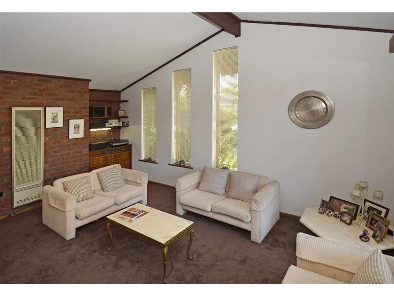 8 Kersley Avenue, Glengowrie SA 5044