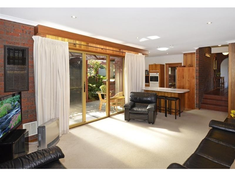 8 Kersley Avenue, Glengowrie SA 5044