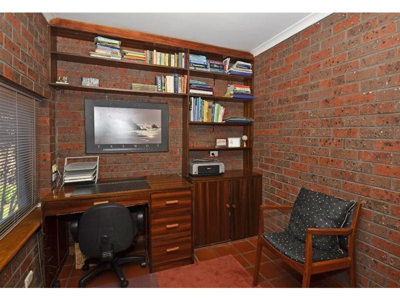 8 Kersley Avenue, Glengowrie SA 5044