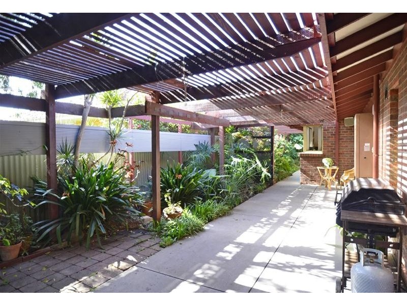 8 Kersley Avenue, Glengowrie SA 5044