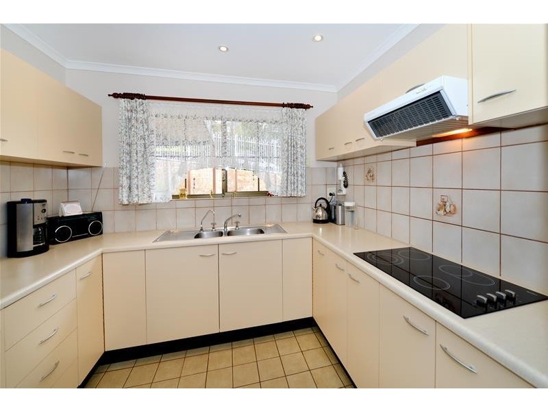 14 Mitford Road, Happy Valley SA 5159