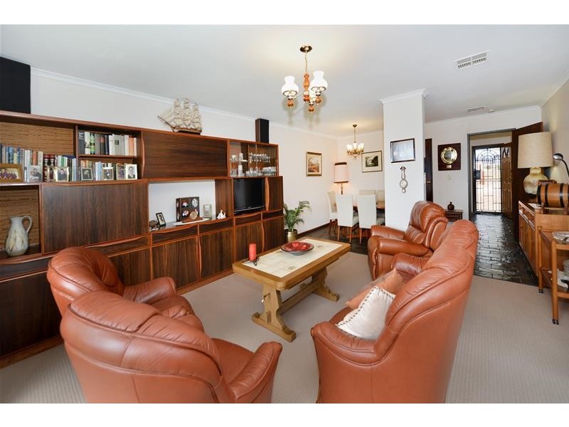 14 Mitford Road, Happy Valley SA 5159