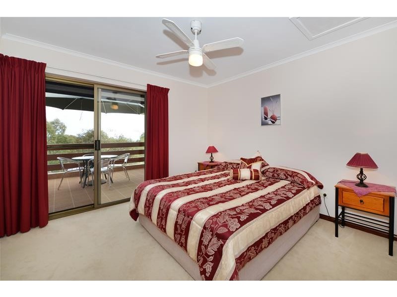 14 Mitford Road, Happy Valley SA 5159