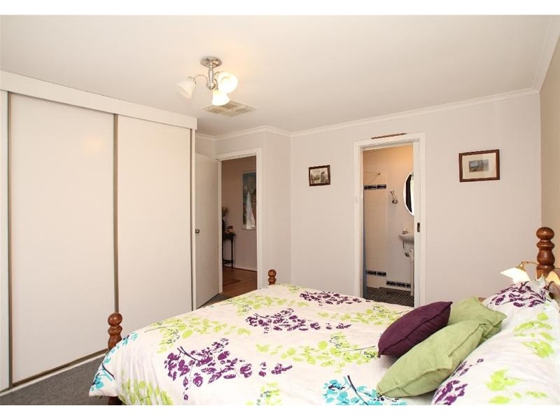 26 Wickham Road, Happy Valley SA 5159