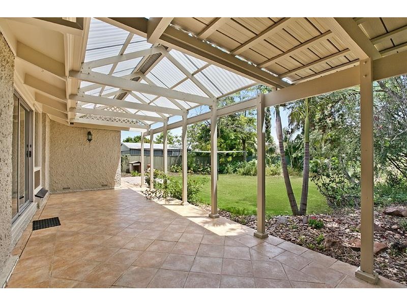 19 Radcliffe Grove, Christie Downs SA 5164