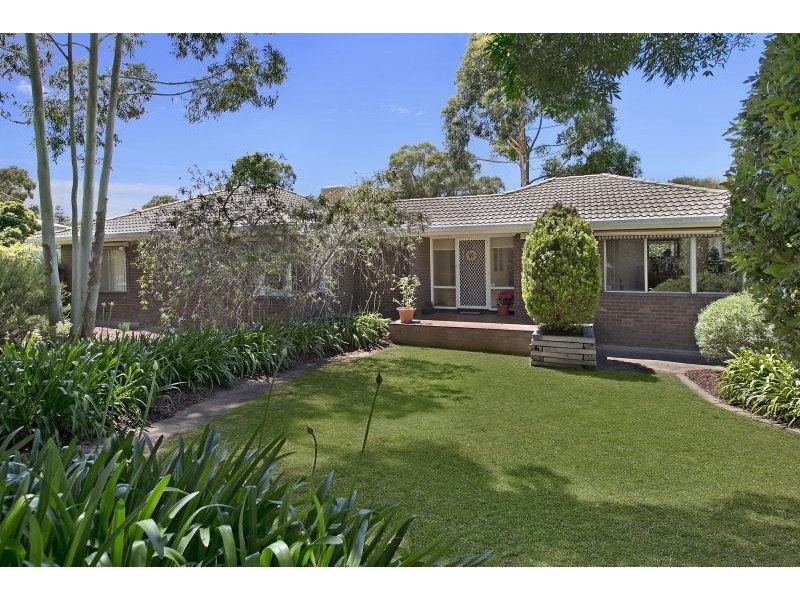 10 Vynland Drive, Flagstaff Hill SA 5159