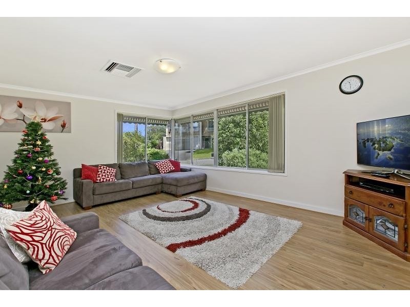 10 Vynland Drive, Flagstaff Hill SA 5159