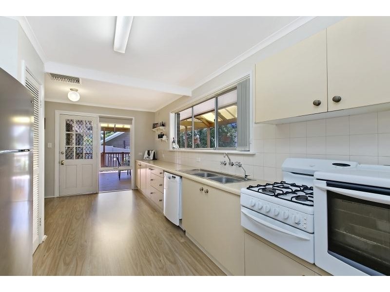 10 Vynland Drive, Flagstaff Hill SA 5159