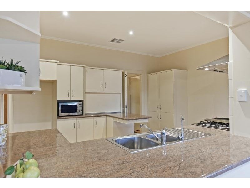 1 Crozier Avenue, Daw Park SA 5041