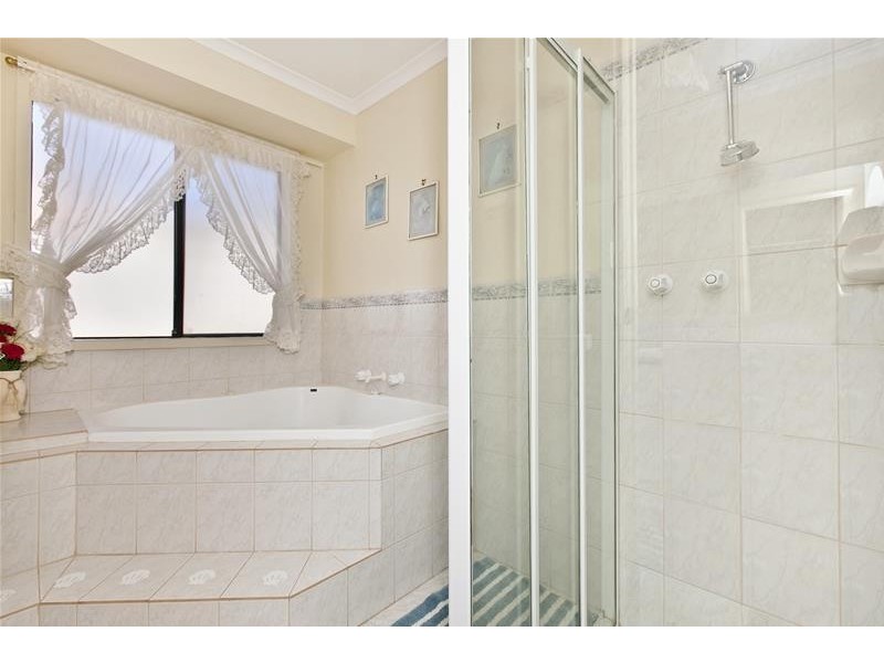 25 Pebble Beach Grove, Seaford Rise SA 5169