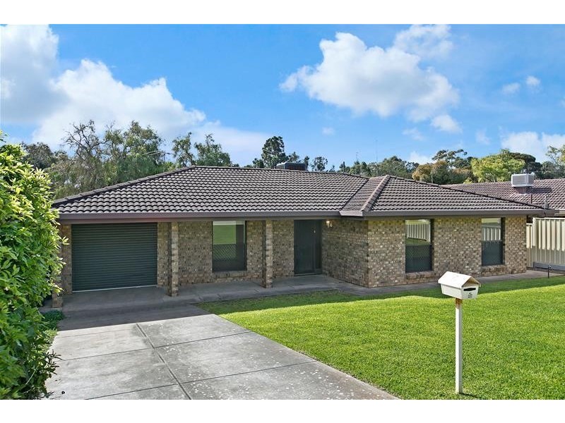 14 Central Avenue, Hallett Cove SA 5158