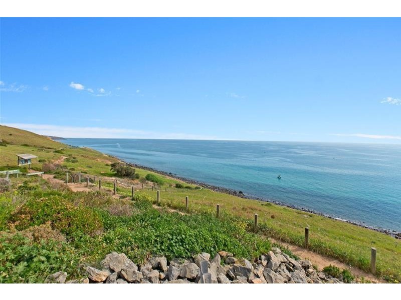 14 Central Avenue, Hallett Cove SA 5158