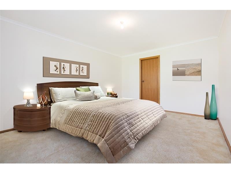 14 Central Avenue, Hallett Cove SA 5158